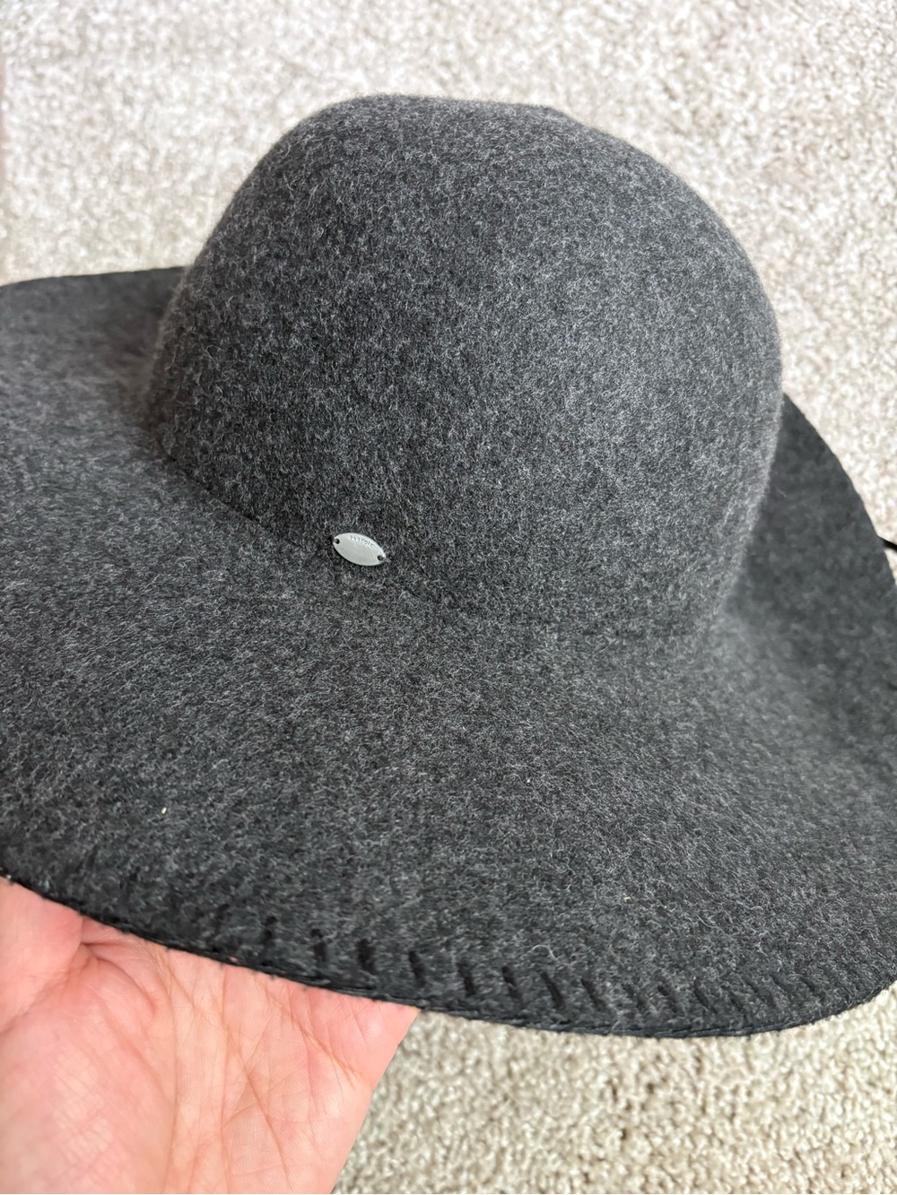 Women's Wide-Brim Wool Felt Hat in Gray